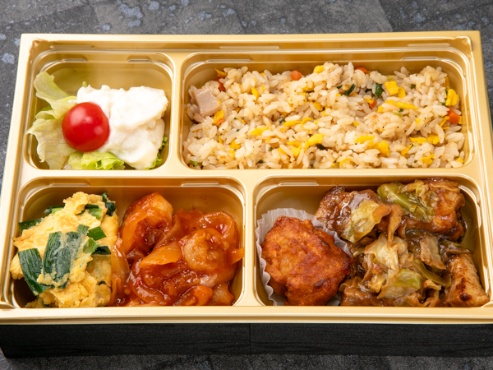 【お茶付き】海老チリと回鍋肉弁当