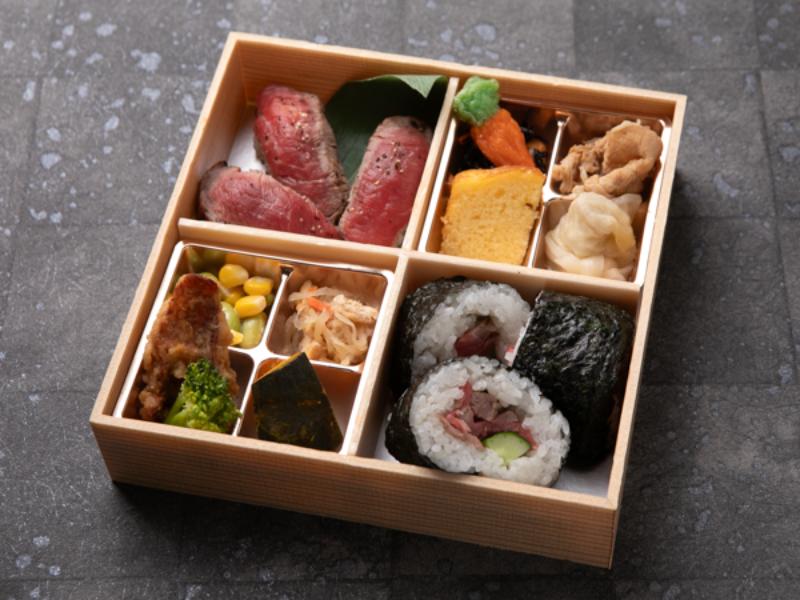 菖蒲（あやめ）〜肉寿司と牛ステーキ巻き〜