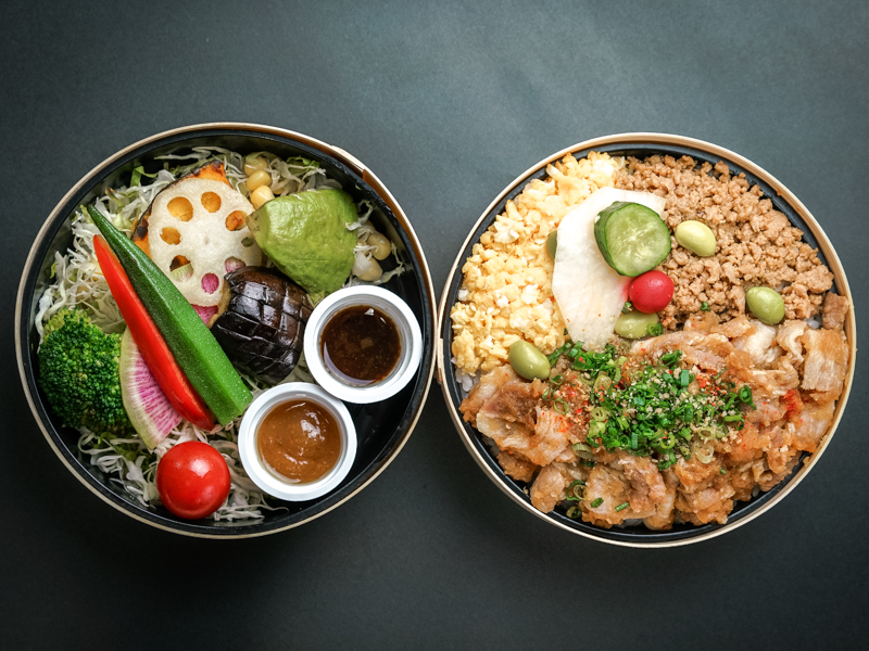 いざ出陣！彩り野菜と３色スタミナ弁当
