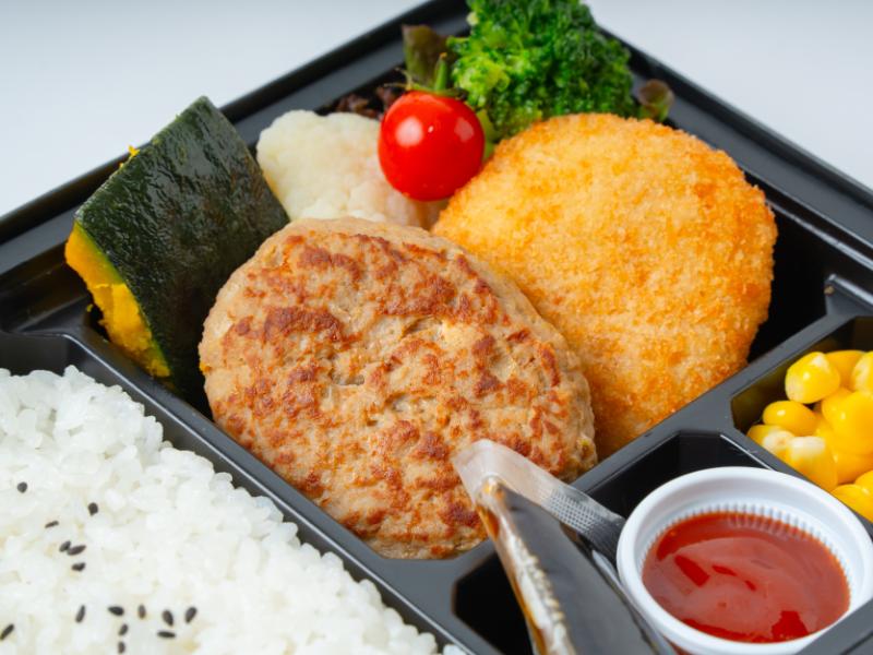 和風ソースのハンバーグとクリームコロッケ弁当