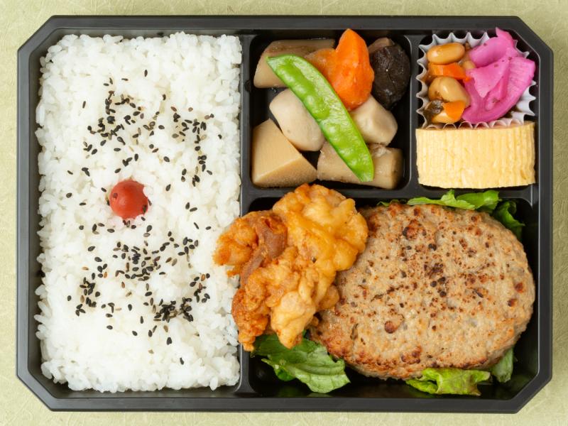 COEDO蔵の街 【特製ハンバーグ＆唐揚げ】