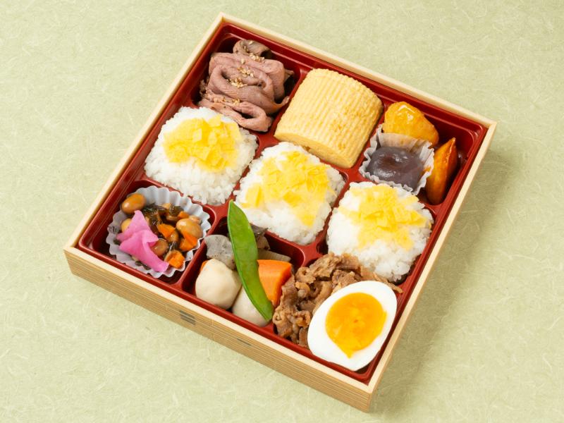 小江戸九彩幕の内（ローストビーフ・牛すき焼き）