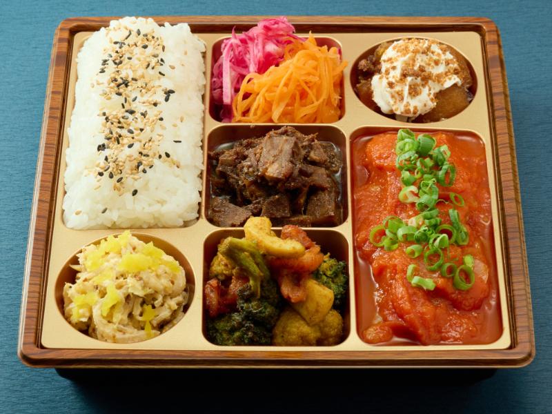鶏もも肉と野菜のトマト煮込み〜Plat poulet〜