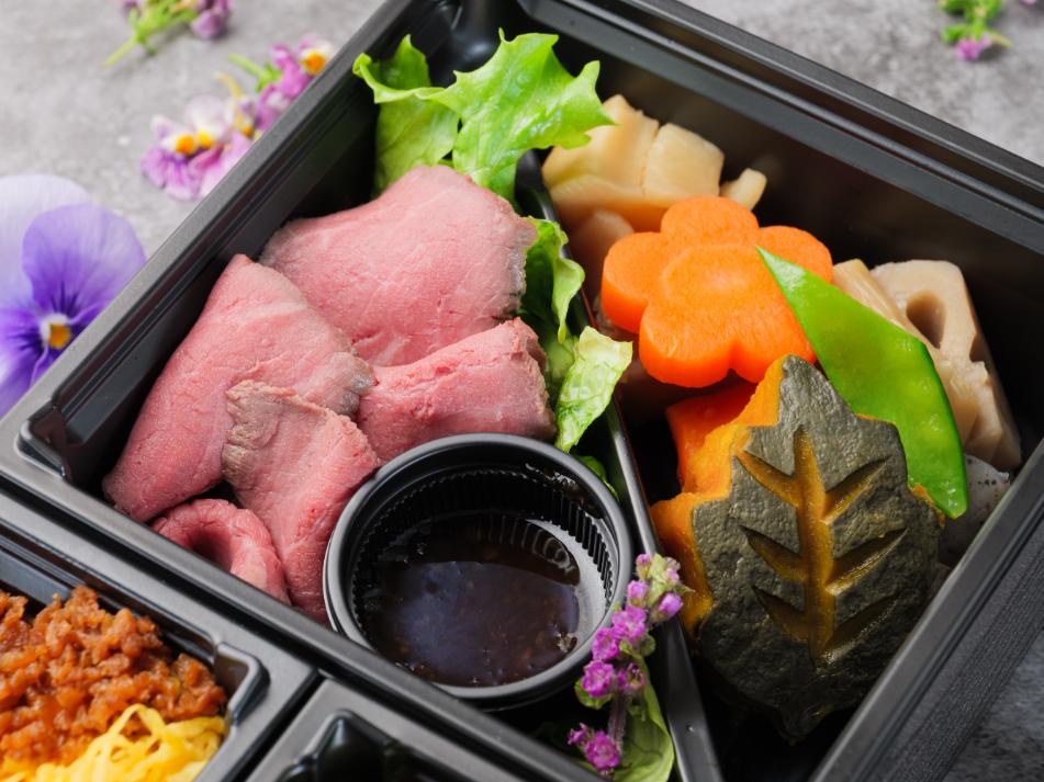 和匠 頂（関西）の【お弁当デリ特別価格】肉そぼろ重と和牛ハンバーグ