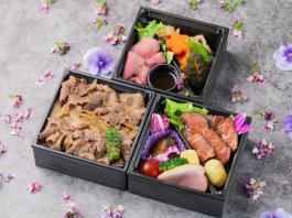 重箱33個　仕切り27個セット　美品多数　長焼き　鰻　弁当仕出し　業者向け　料亭 重箱33個 仕切り27個セット 美品多数 長焼き 鰻 弁当仕出し 業者