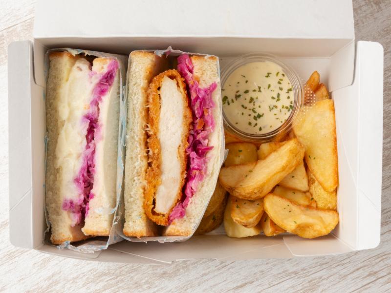 【2種のクラフトサンド】肉厚チキンカツとごろっとポテトサラダサンドボックス