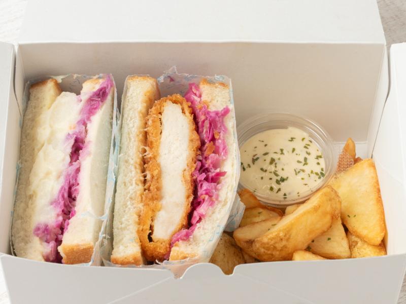 【2種のクラフトサンド】肉厚チキンカツとごろっとポテトサラダサンドボックス