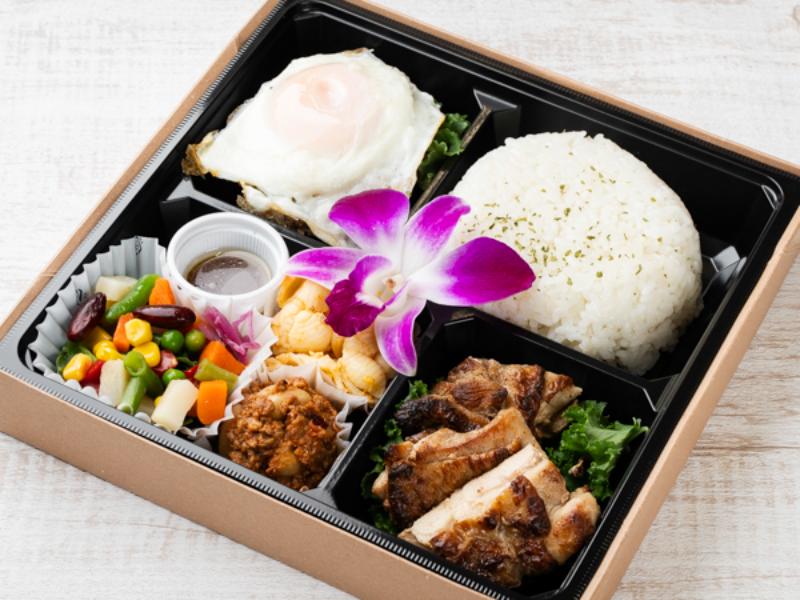 本郷OGO 自家製ジューシーハンバーグとBBQチキンソテー弁当
