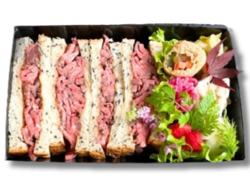 りんご和牛信州牛のローストビーフサンド