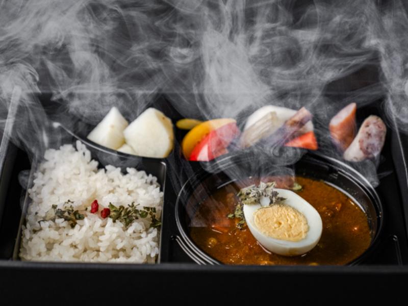 【2日前15時注文期限】2種のお豆とたっぷり野菜の薬膳カレー［加熱容器］