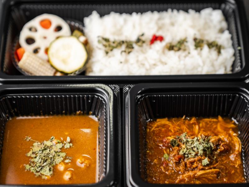 薬膳スープで作ったチキンカレー&鶏と生姜の煮込み薬膳カレー