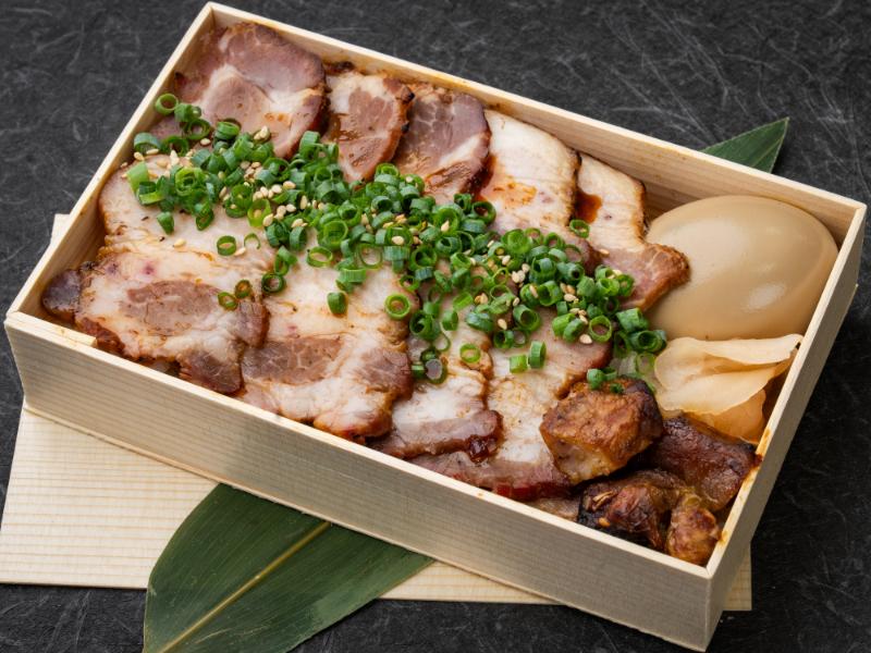 特製焼豚重【香港古式 蜜汁チャーシュー】林SPF肩ロース＆豚バラ２種盛