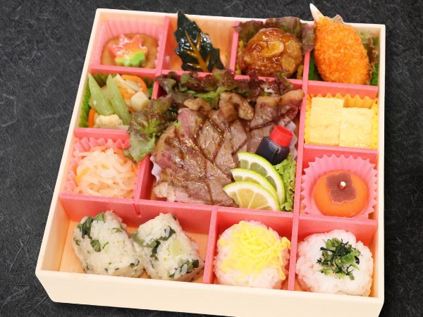彩り牛ステーキ御膳