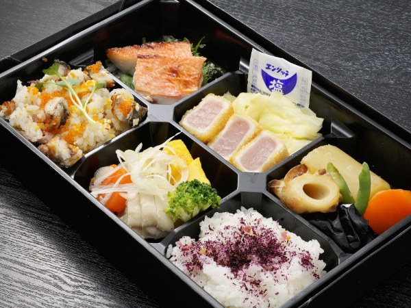 高級鮪のレアカツと鰻ちらしご飯の折衷御膳