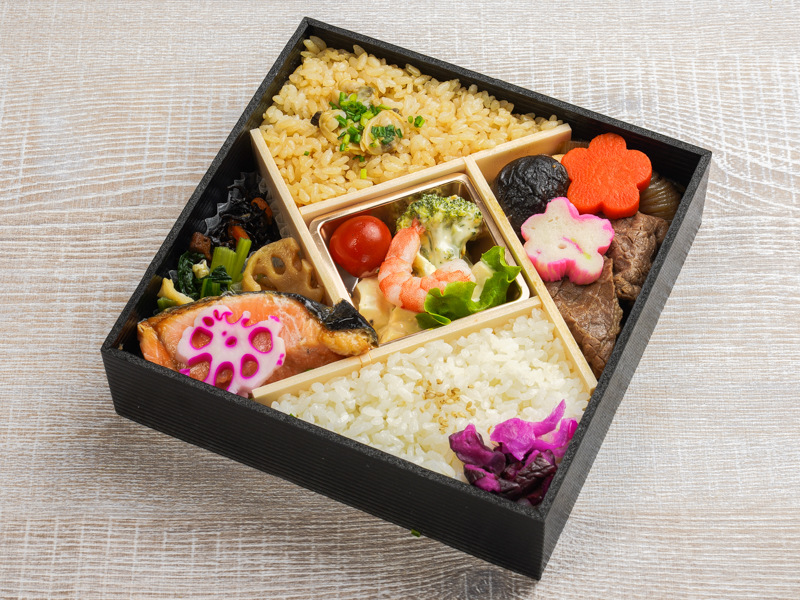 山形牛すき焼き うごう お弁当デリ限定 紅弁当 黒毛和牛すき焼きと鮭の塩焼き お弁当デリ 山形牛すき焼き うごう お弁当デリ限定 紅弁当 黒毛和牛すき焼きと鮭の塩焼き お弁当デリ