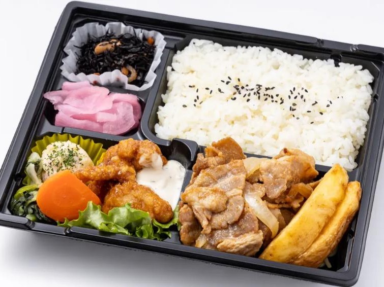 豚肉のしょうが焼き＆チキン南蛮タルタルソース ダブルメイン弁当