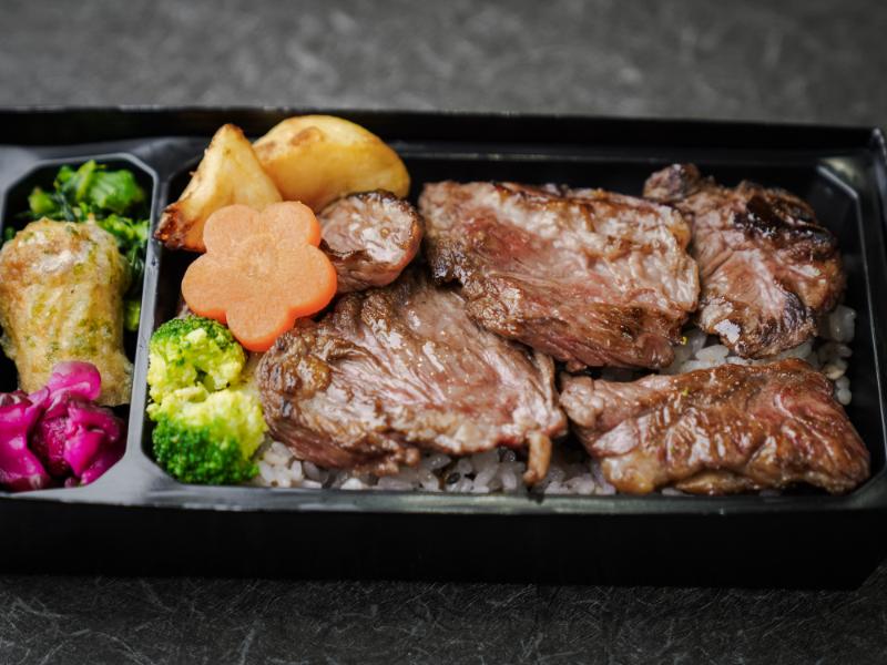 和牛上カルビ弁当