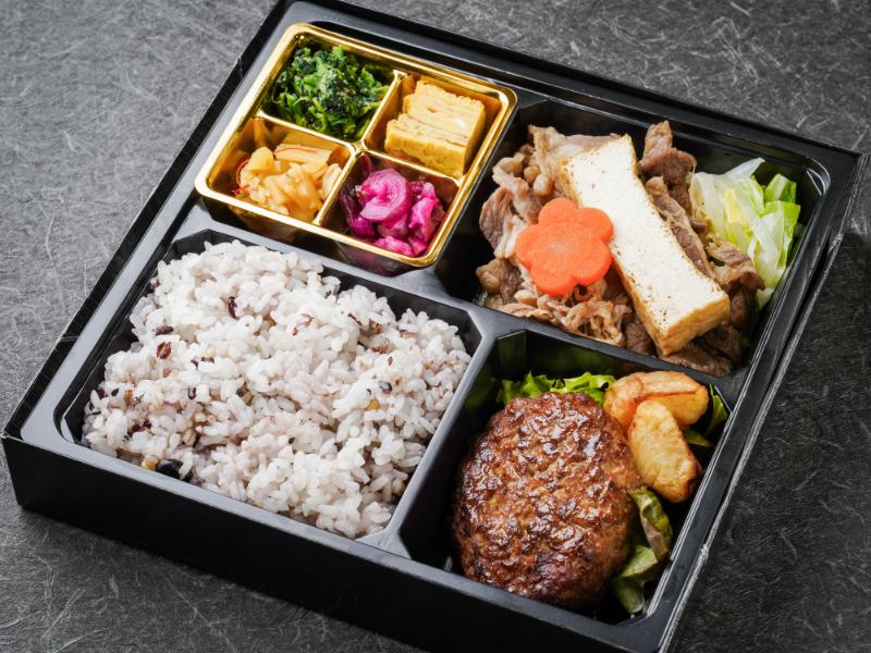 おろしハンバーグと牛すき焼きのお弁当