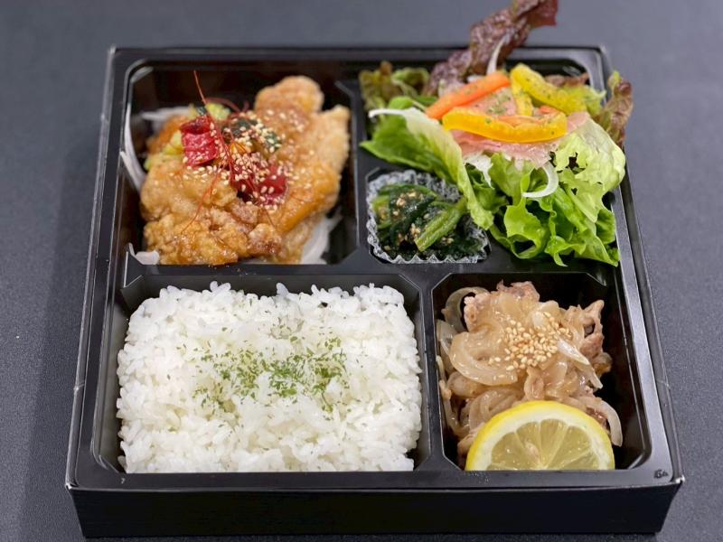 豚塩焼肉＆生ハムサラダ＆油淋鶏お弁当