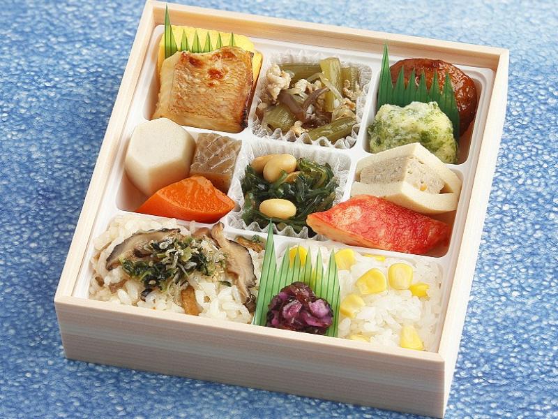 琴（500ｍℓペット緑茶付き）【6月～8月】