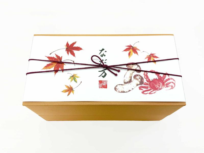 松茸御飯と蟹御飯の二段重（500mｌペット緑茶付き）【9月19日～11月24日まで】