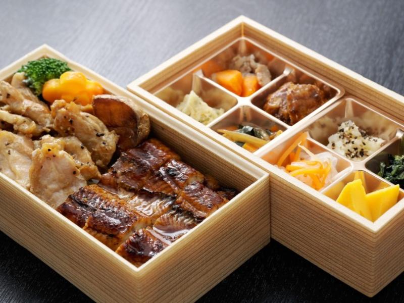 うなぎと鶏ハラミの炙り重