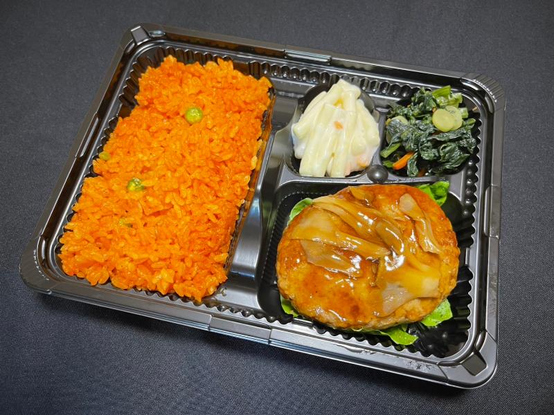 煮込みハンバーグ＆チキンライス