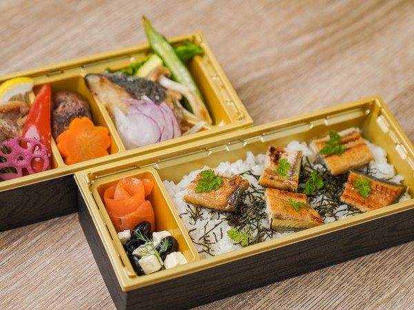 用賀GRILL～Season Select Label～の【法事用】梅二段弁当 2,860円｜【お弁当デリ】お弁当の配達デリバリー