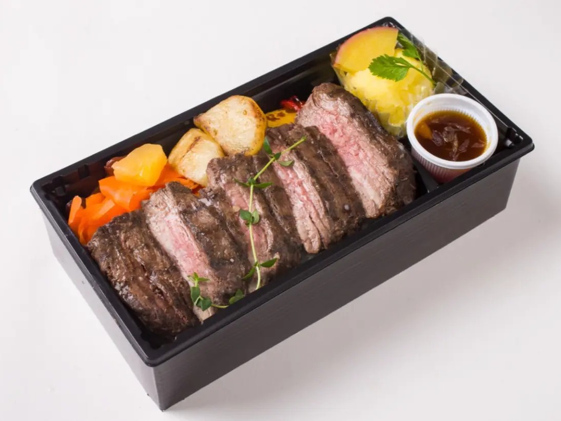 直火網焼き牛ハラミステーキ重