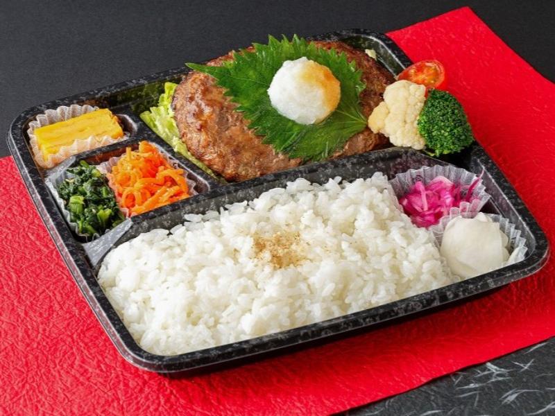 さっぱりおろしポン酢の牛100％の200gハンバーグ弁当