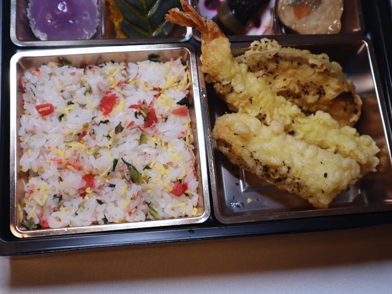 三種天ぷらの梅ちりめん御飯