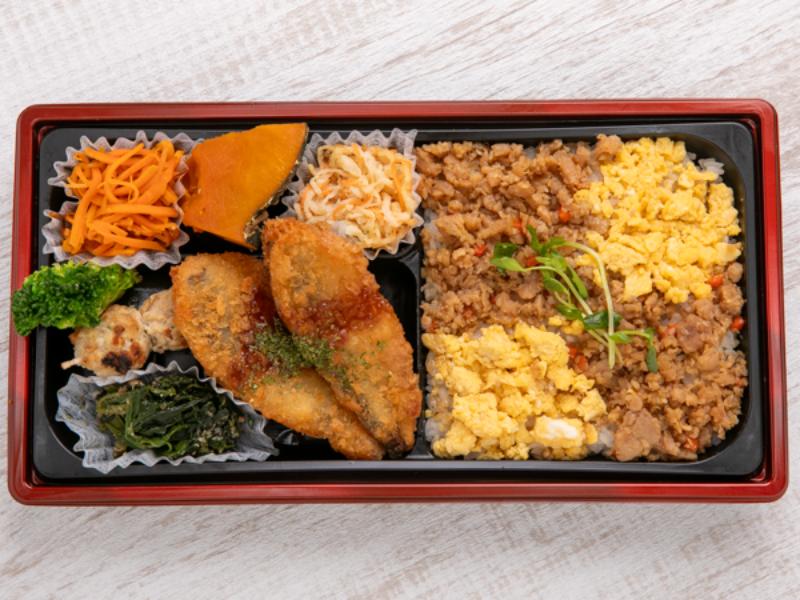 笑福の白身フライ弁当