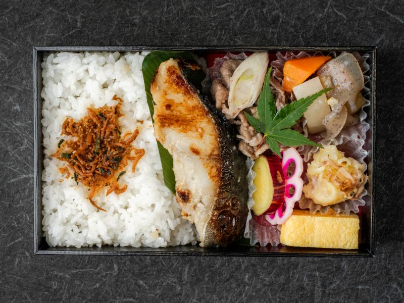 銀だら西京とすき焼きの幕の内御膳