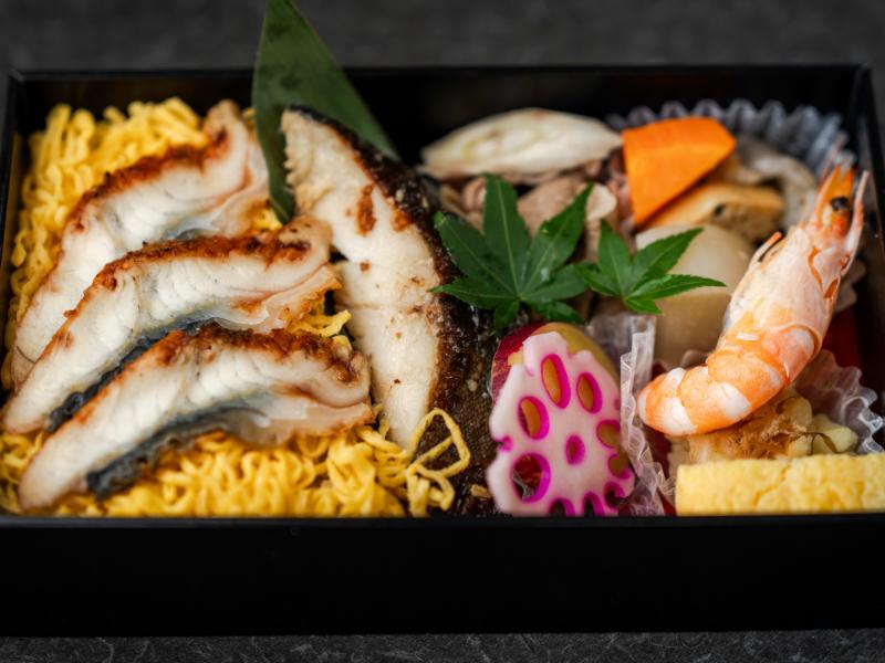 銀だら西京とすき焼き、贅沢うなぎご飯の特選幕の内御膳