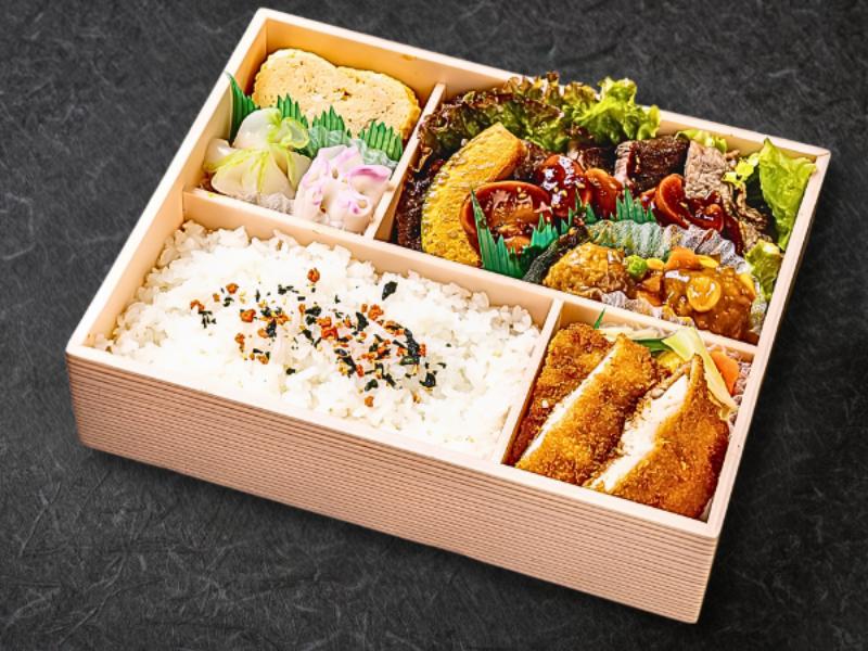 牛ステーキ弁当（１８０ｇ）※画像は100ｇ