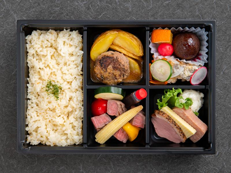 リンドマールハンバーグと特選ステーキの洋風弁当