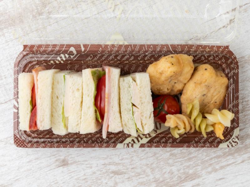 【2種サンド・ナゲット＆マカロニ添え】サラダチキン＆BLT