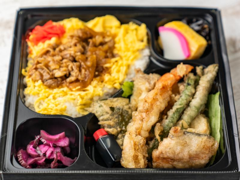 牛焼肉のせ天婦羅幕の内弁当