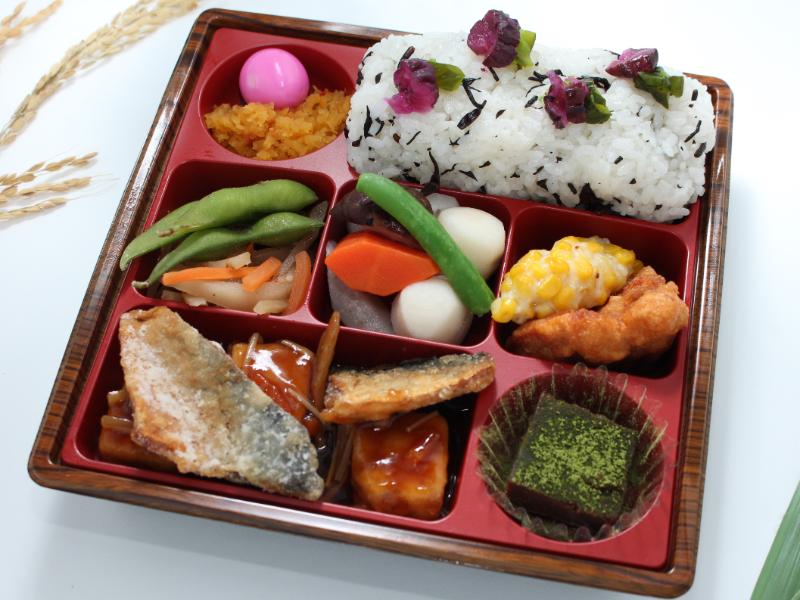 【特製】鯖の甘酢餡（ひじきごはん）