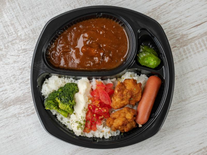 【飲む牛スジ煮込みハヤシ】若鳥の唐揚げ