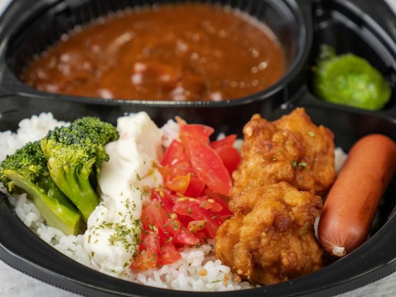 【飲む牛スジ煮込みハヤシ】若鳥の唐揚げ