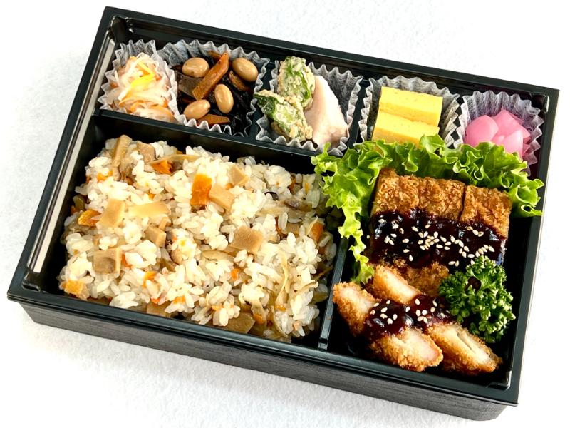 【みそカツ御膳】混ぜご飯
