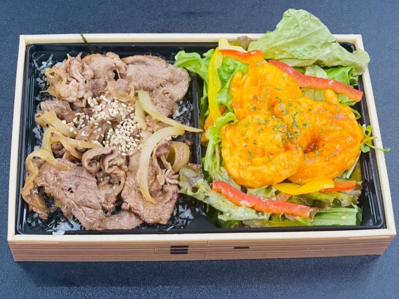 牛焼肉重＆エビチリサラダお弁当