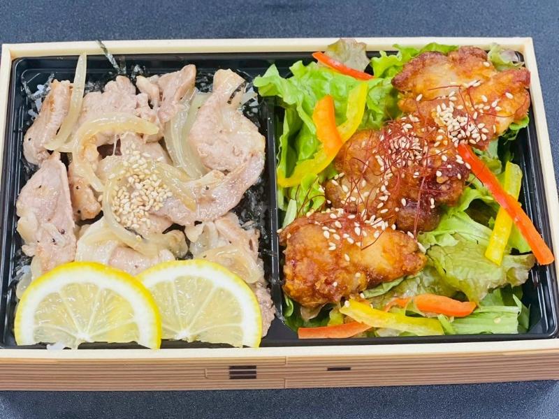 豚塩焼肉重＆ヤンニョムチキンサラダお弁当