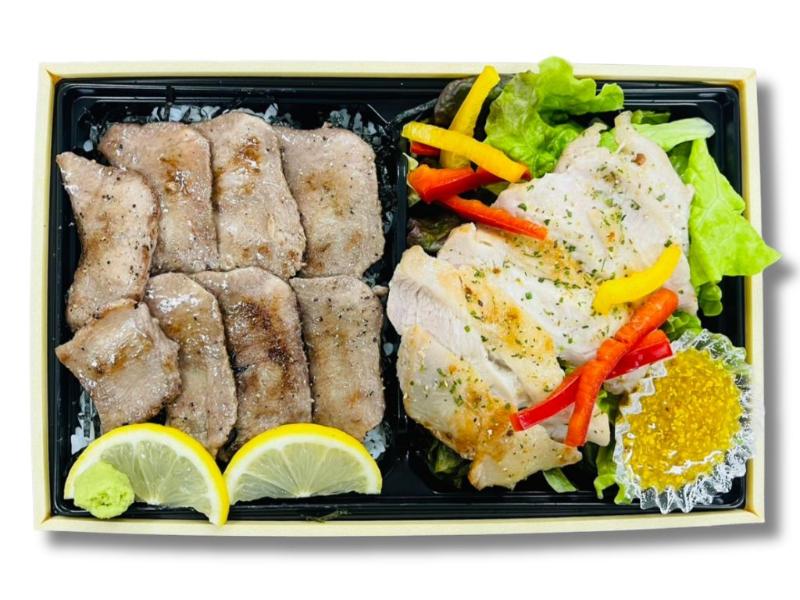 牛タンステーキ重＆チキンステーキサラダ