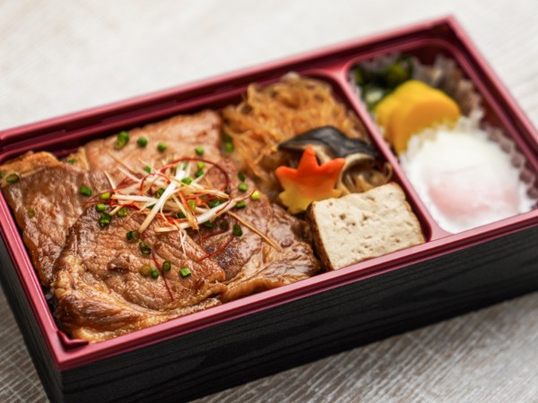 伊勢重流 やわらか豚丼
