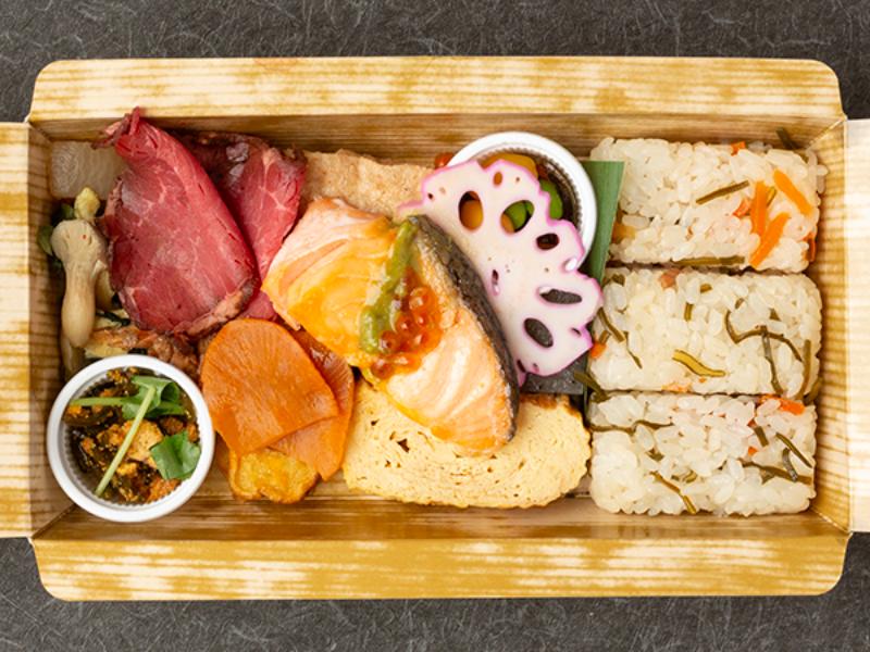 ぷちぷちイクラと旨味したたるローストビーフ御膳