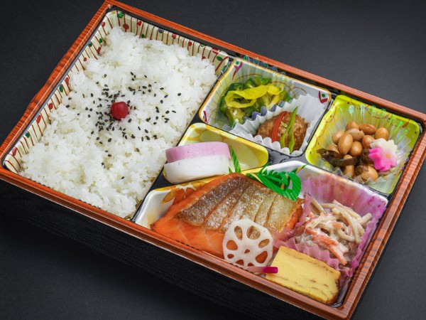 焼きシャケ幕ノ内弁当