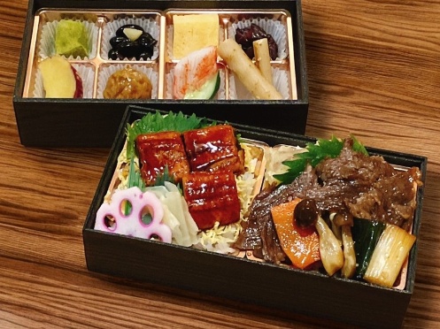 牛すき焼きと鰻の蒲焼き