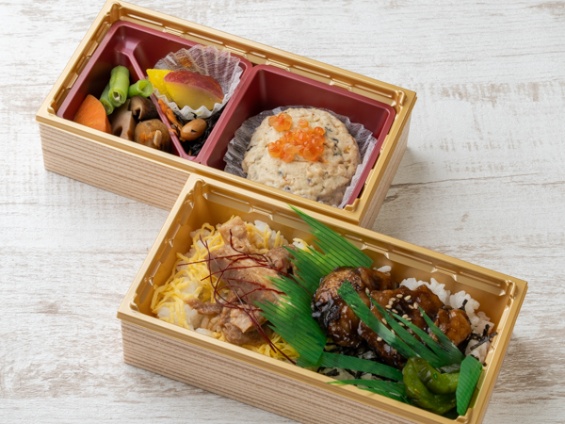 特上二段重・旨だれ焼き鳥＆柔らか角煮ハーフ